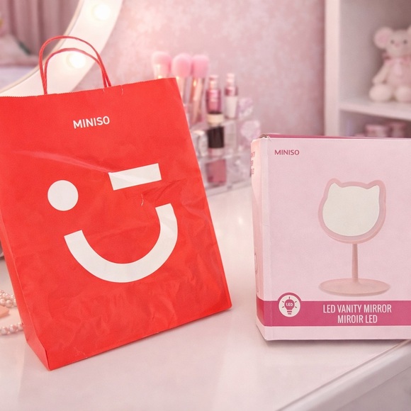 MINISO LED Cat Vanity Mirror – Pink | New in Box - Picture 4 of 7